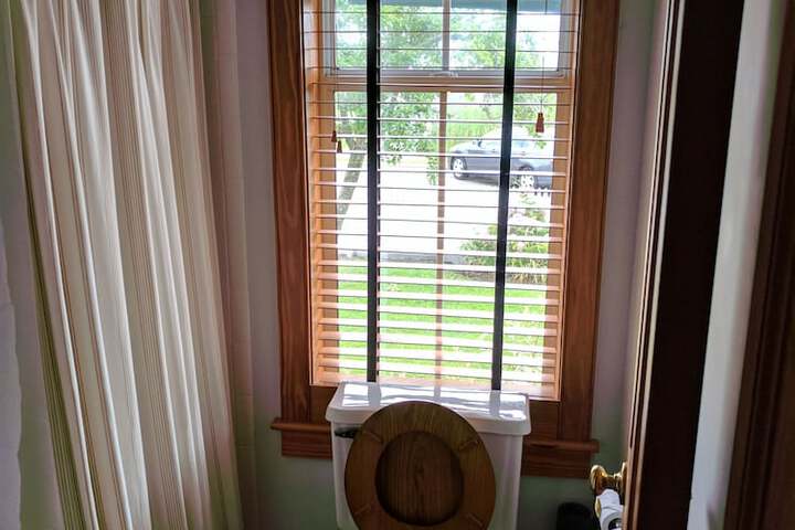 Roanoke Island Inn