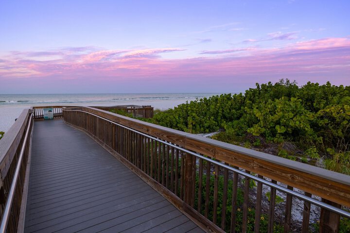 Marriotts Crystal Shores