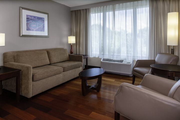 Room 18 of 60