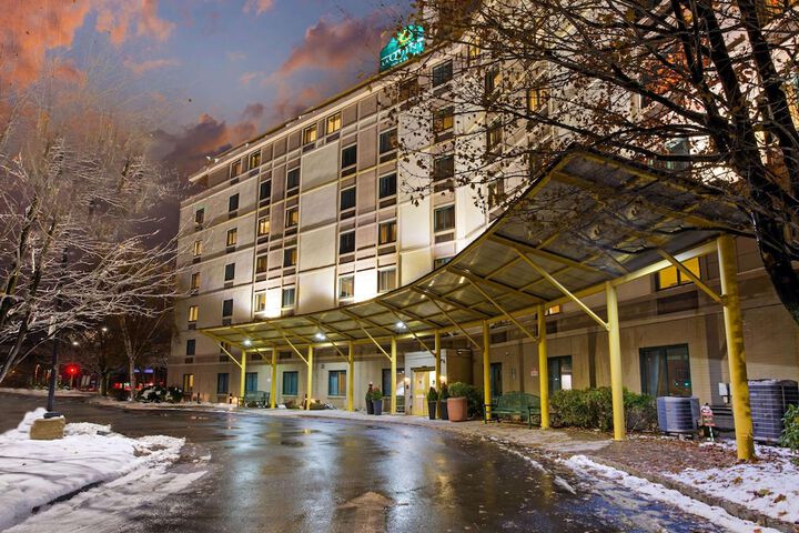 Hotel 2 of 54