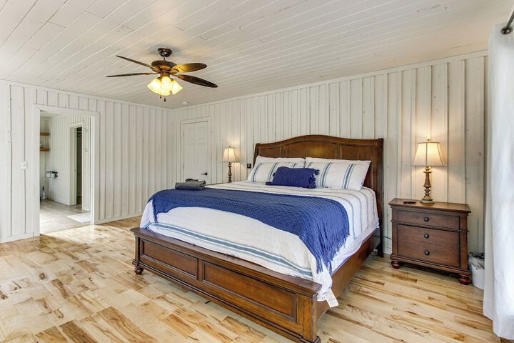 Tranquil Gantt Lake Home w / Deck & Patio!