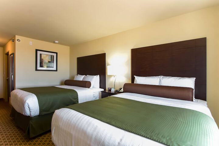 Room 21 of 40