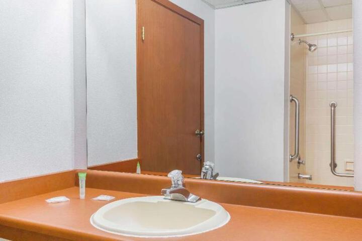 Travelodge by Wyndham Green River UT