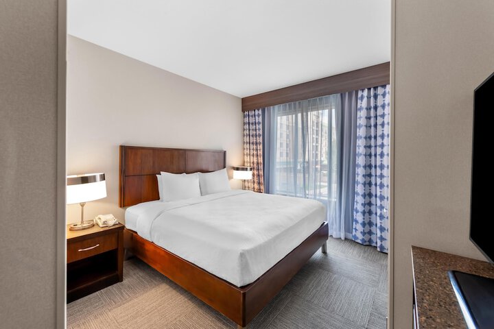 Hilton Garden Inn Overland Park