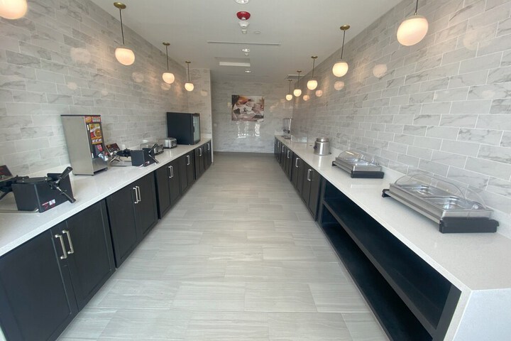 Breakfast/Coffee Service 46 of 50