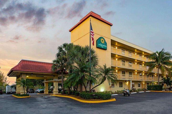 Hotel 3 of 70