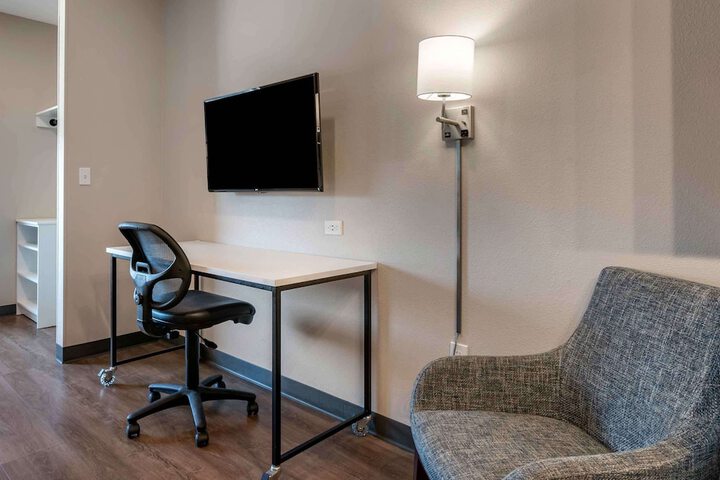 Room 35 of 70