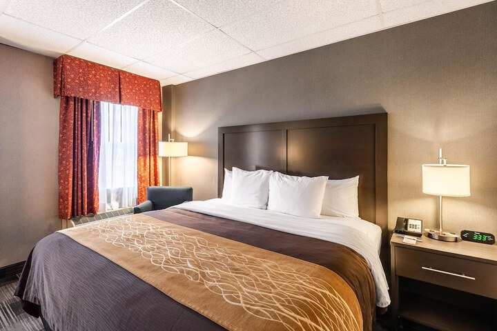 Room 11 of 48