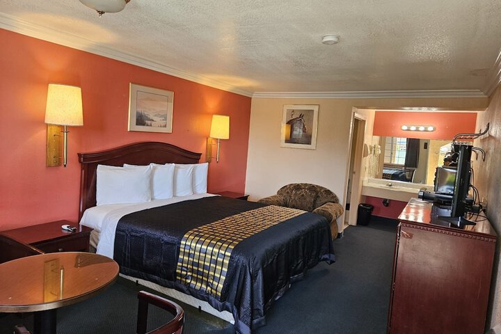Room 19 of 23