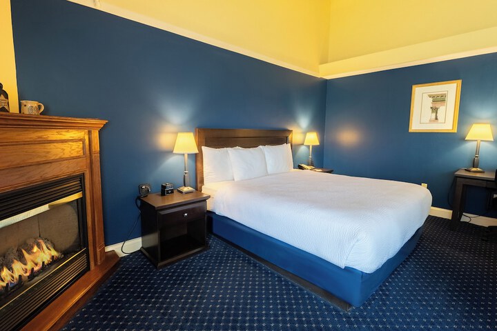 Fireside Inn & Suites Waterville