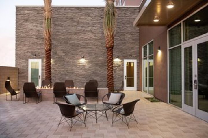 Terrace/Patio 569 of 574