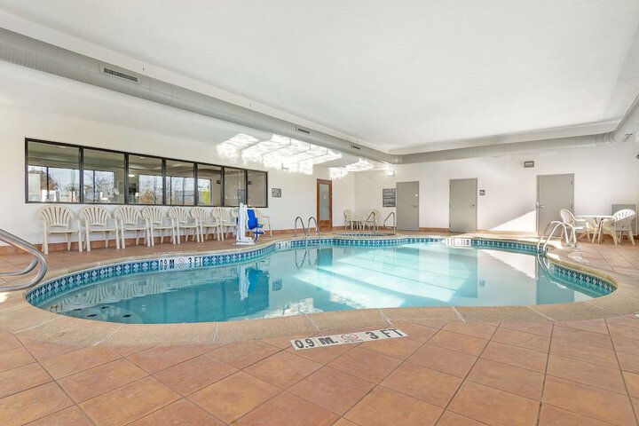 Pool 5 of 33