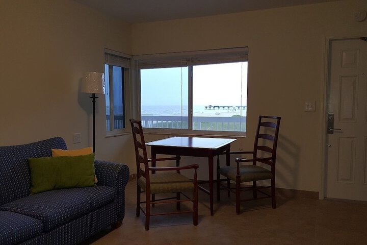 Room 64 of 85