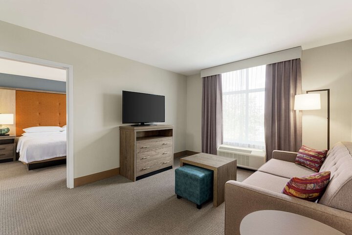 Room 18 of 34