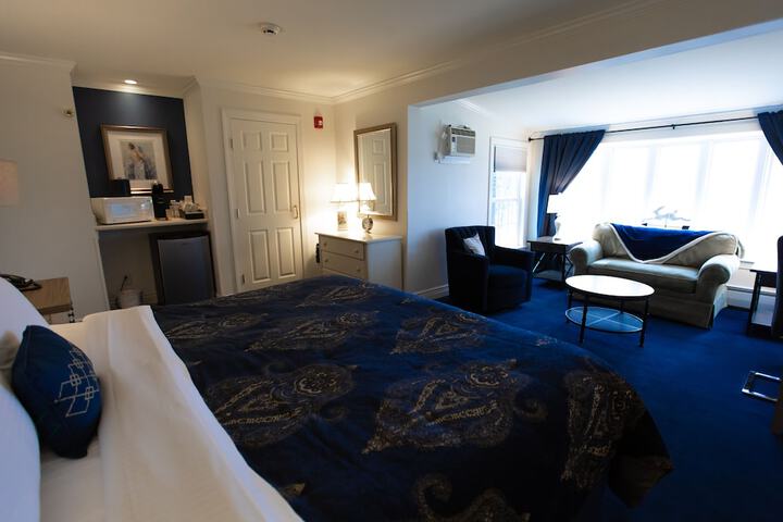 Room 63 of 116