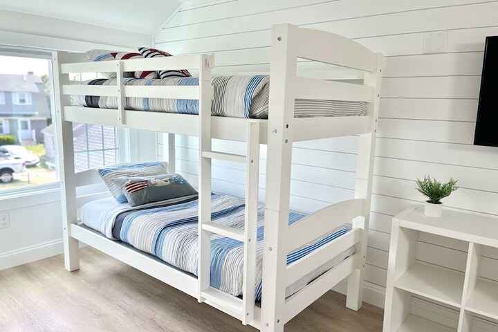 Room 29 of 87