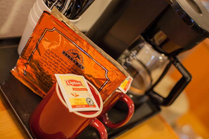 Breakfast/Coffee Service 27 of 35