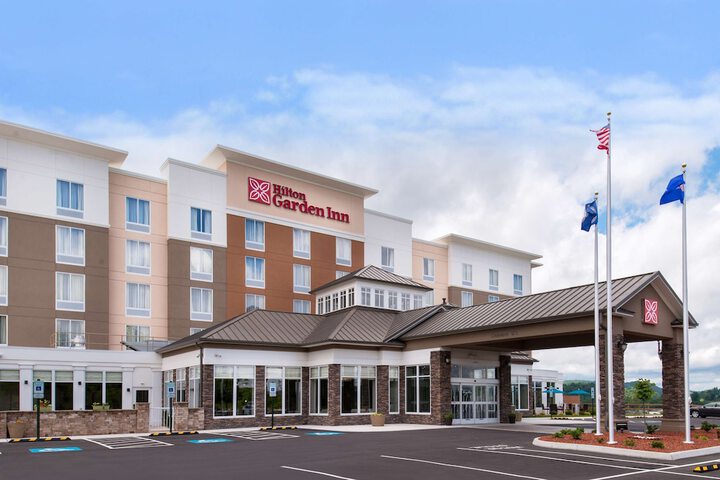 Hotel 2 of 68