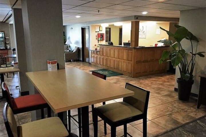Quality Inn Ozark-Springfield South