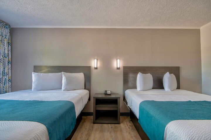 Room 8 of 41