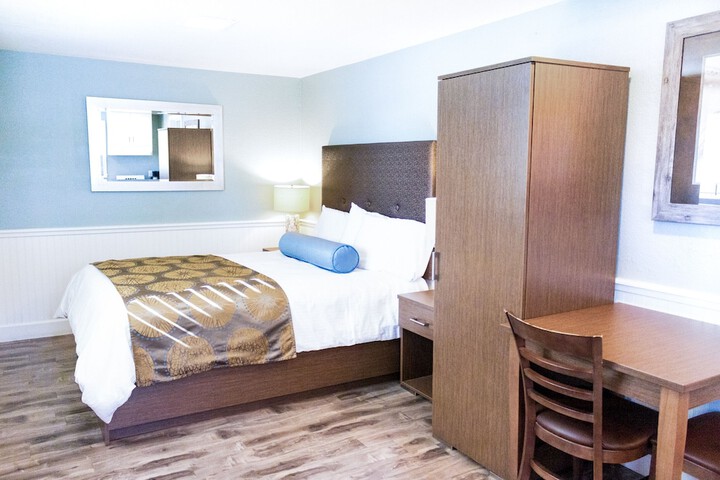 Room 48 of 138