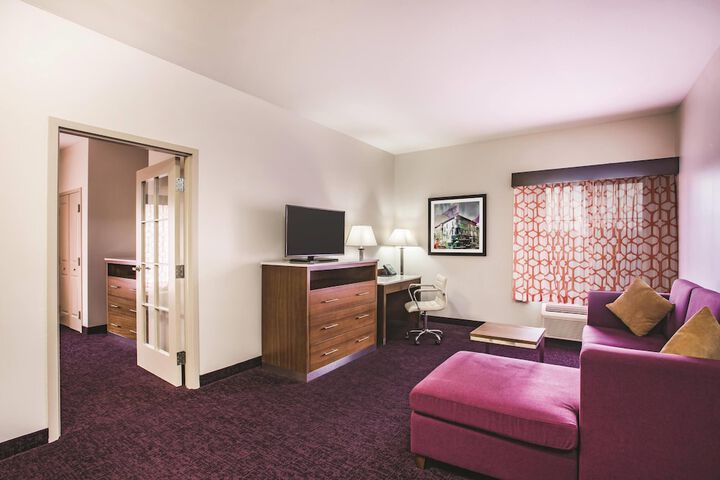 La Quinta Inn & Suites by Wyndham Chambersburg