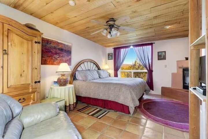 Room 14 of 50