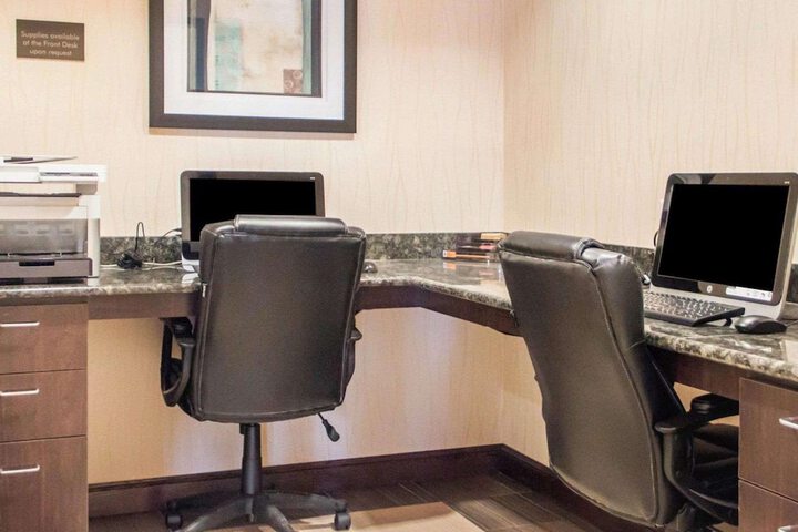 Business Center 38 of 38