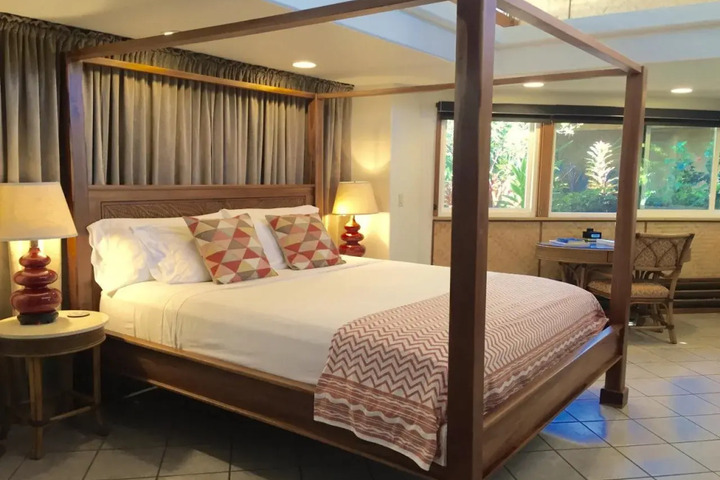 THE ILIKAHI BOUTIQUE ACCOMMODATION