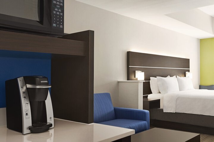 Room 21 of 31