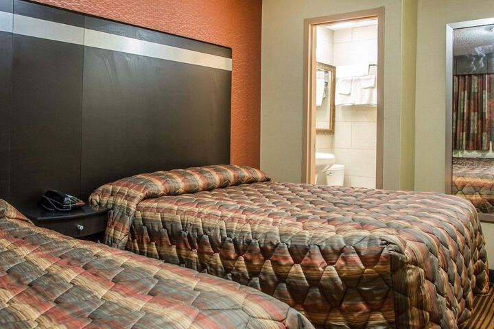 Room 20 of 26