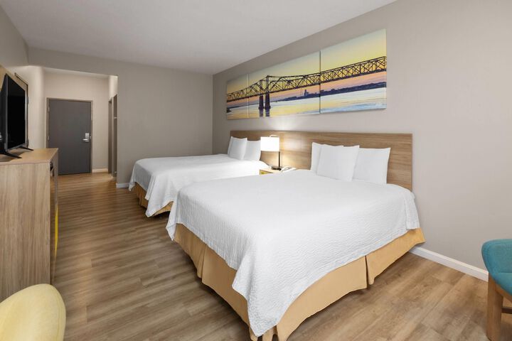 Days Inn & Suites by Wyndham Seaford