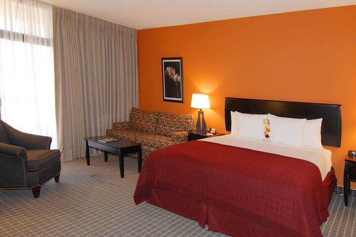 Oakland Airport Executive Hotel