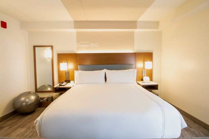 Room 58 of 103