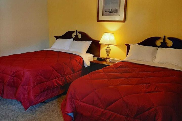 Clarysville Motel