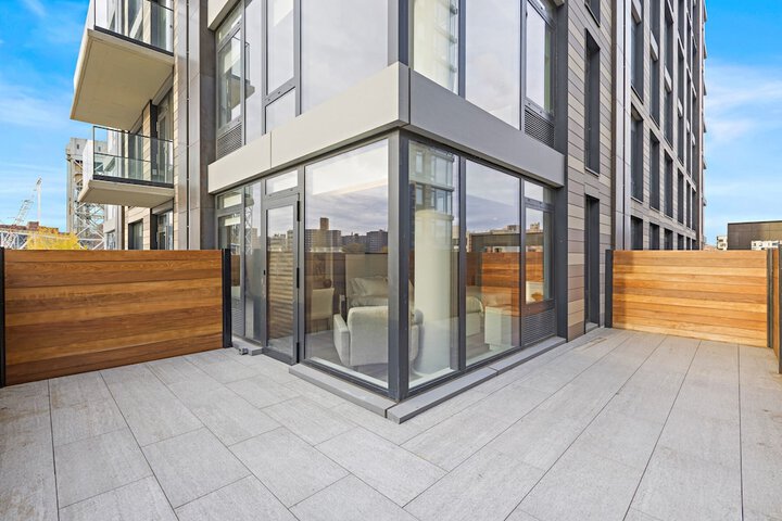 Global Luxury Suites at the Arches