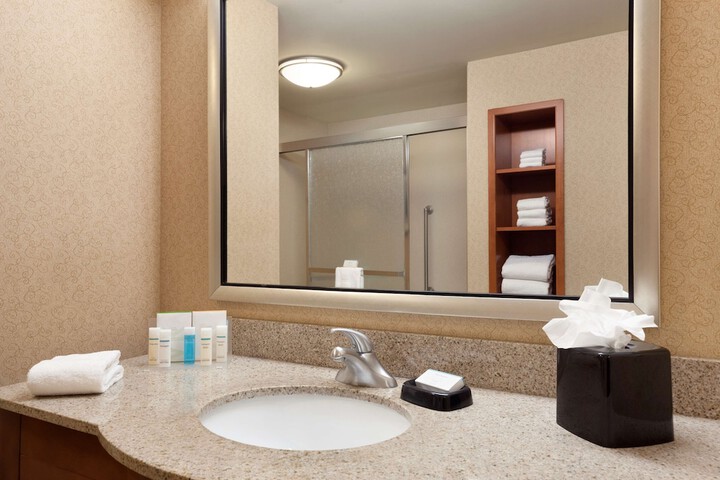 Hampton Inn & Suites Hartford / East Hartford