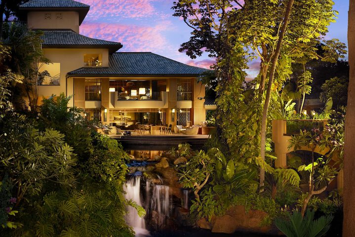 Four Seasons Resort Lanai