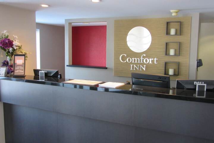 Hotel Interior 10 of 29