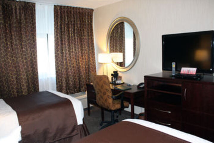 Ramada by Wyndham Buffalo Downtown