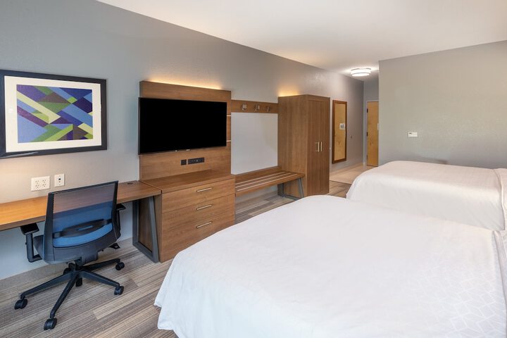 Room 47 of 75