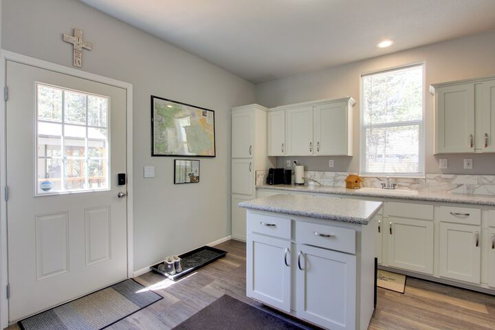 the Hub La Pine Vacation Rental - Dog Friendly!