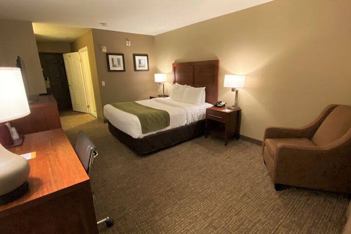Room 11 of 42