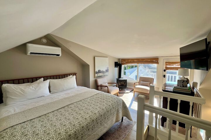 Admirals Quarters Inn
