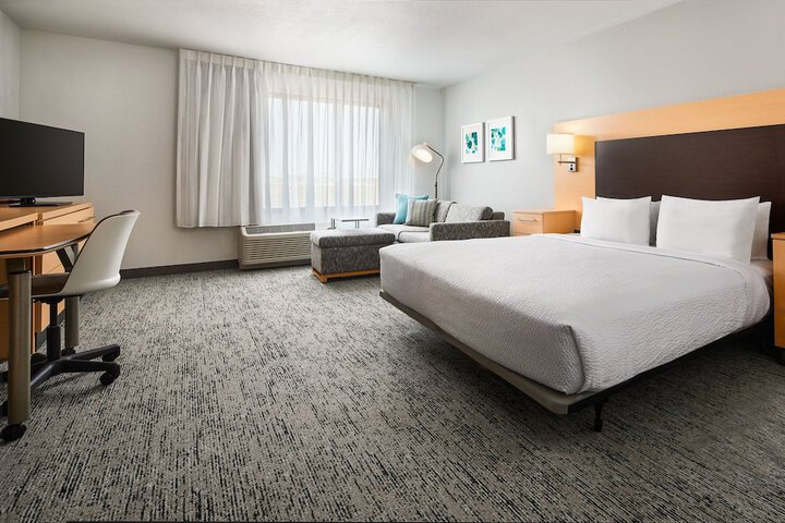 TownePlace Suites Garden City