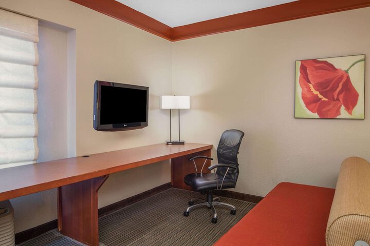 Room 31 of 44