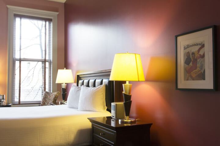 Montvale Hotel