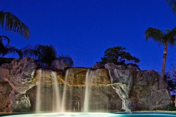 Pool 6 of 29