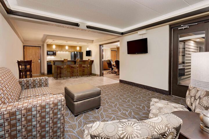 Baymont by Wyndham Owatonna