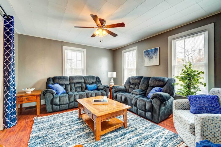 Sodus Point Home - Walkable to Beach!